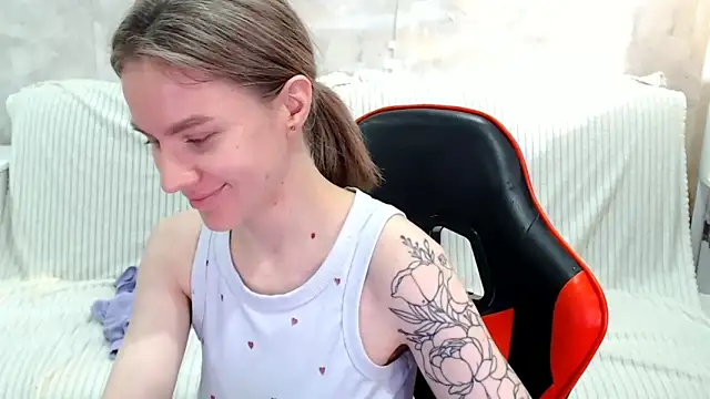 Mila Jon online show from October 9, 6:00 am