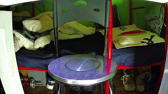 Walltaz online show from April 29, 4:16 am