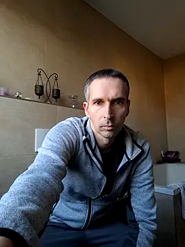 Snapshot of Geiler-boy313 chatting on March 16, 3:39 pm Geiler-boy313 online show from March 16, 3:39 pm