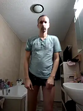 Snapshot of Geiler-boy313 chatting on March 14, 6:57 pm Geiler-boy313 online show from March 14, 6:57 pm