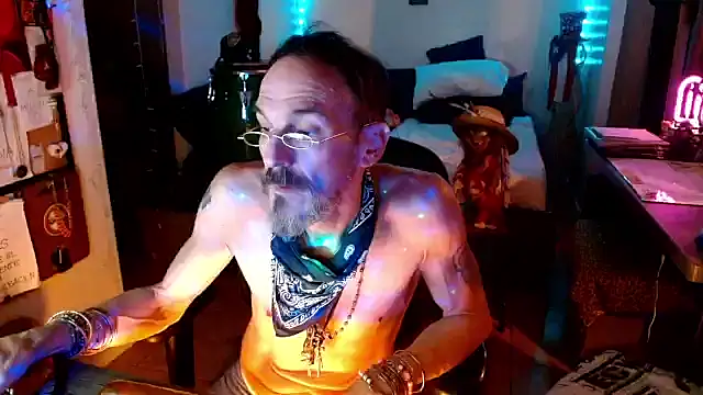 Snapshot of mycock2474u chatting on September 28, 8:52 am mycock2474u online show from September 28, 8:52 am