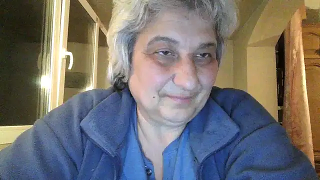 Snapshot of ExquisiteMature chatting on April 4, 7:33 pm ExquisiteMature online show from April 4, 7:33 pm