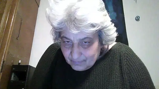 Snapshot of ExquisiteMature chatting on April 13, 8:14 pm ExquisiteMature online show from April 13, 8:14 pm