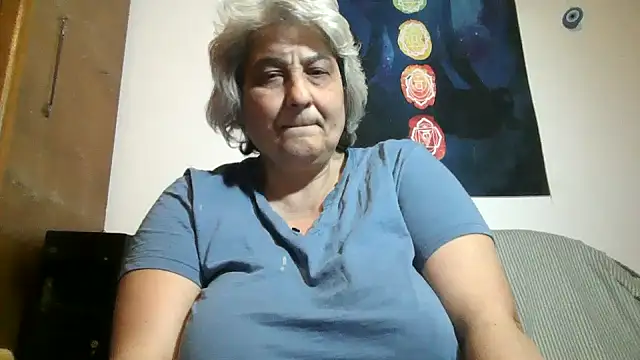 Snapshot of ExquisiteMature chatting on April 19, 6:10 pm ExquisiteMature online show from April 19, 6:10 pm
