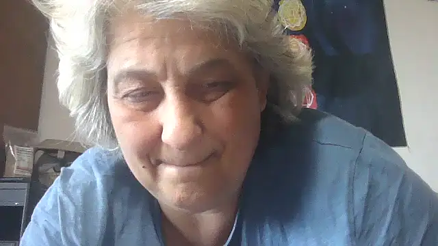 Snapshot of ExquisiteMature chatting on May 16, 9:06 am ExquisiteMature online show from May 16, 9:06 am