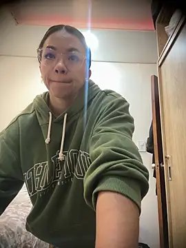 carolgaita online show from January 18, 11:03 am