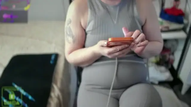 bisexyelizz online show from March 11, 11:16 am