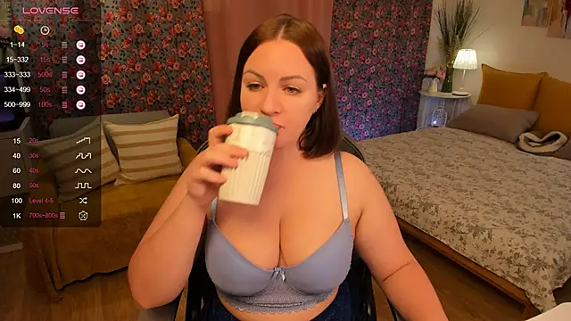 Snapshot of _katrin_ chatting on September 10, 12:54 am  katrin  online show from September 10, 12:54 am