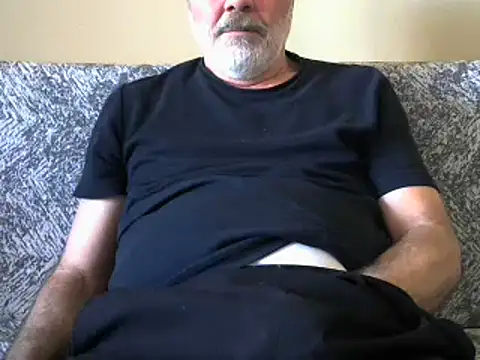 Snapshot of 35tibet35 chatting on January 19, 8:39 am 35tibet35 online show from January 19, 8:39 am