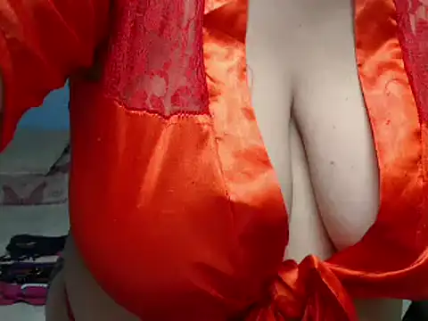 Snapshot of megan_slut1 chatting on September 14, 11:15 pm megan slut1 online show from September 14, 11:15 pm