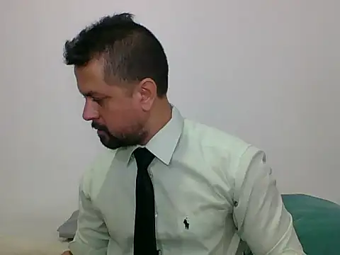 TRIISTAN KING10 online show from March 17, 3:26 pm