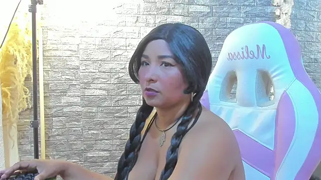 Snapshot of paola_ih chatting on May 2, 6:24 pm paola ih online show from May 2, 6:24 pm