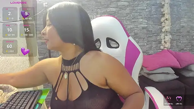 Snapshot of paola_ih chatting on May 29, 1:31 pm paola ih online show from May 29, 1:31 pm