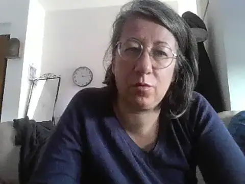 Snapshot of milkarock chatting on March 10, 10:15 am milkarock online show from March 10, 10:15 am