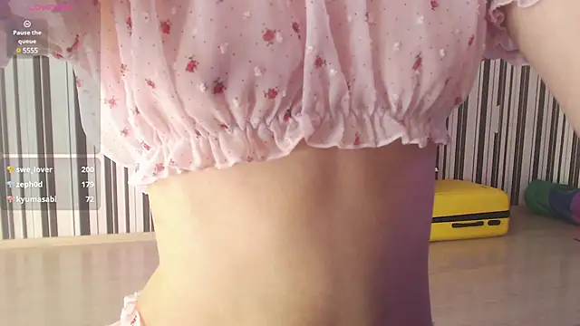 Snapshot of _Hanna_Moon_ chatting on December 18, 10:30 am  Hanna Moon  online show from December 18, 10:30 am