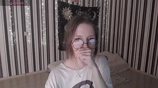 Snapshot of _Hanna_Moon_ chatting on October 15, 10:59 am  Hanna Moon  online show from October 15, 10:59 am