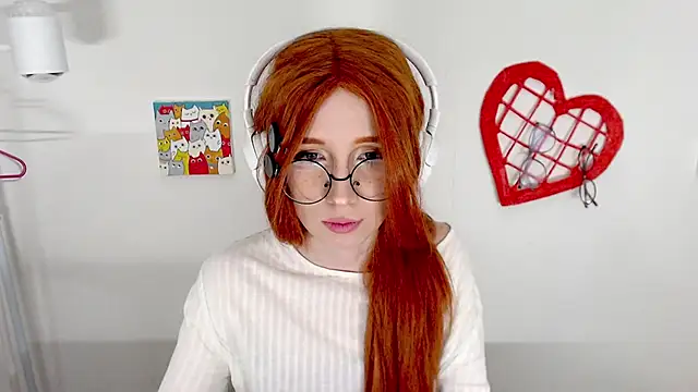 Snapshot of _Hanna_Moon_ chatting on June 19, 1:37 pm Hanna Moon online show from June 19, 1:37 pm