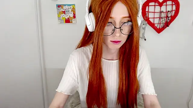 Snapshot of _Hanna_Moon_ chatting on July 5, 12:45 pm Hanna Moon online show from July 5, 12:45 pm