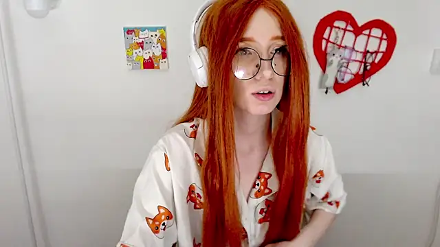 Snapshot of _Hanna_Moon_ chatting on July 6, 1:08 pm Hanna Moon online show from July 6, 1:08 pm