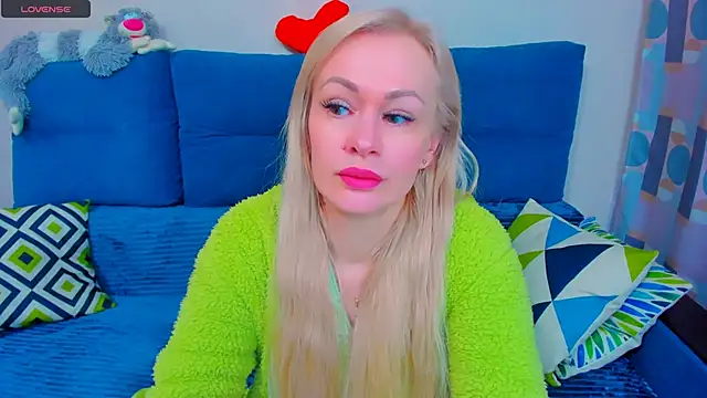 EllenMoore online show from February 8, 2:26 am