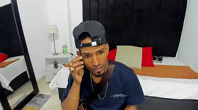 anhtony wayans online show from December 8, 9:52 pm