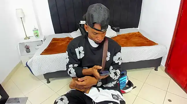 anhtony wayans online show from January 19, 7:15 pm