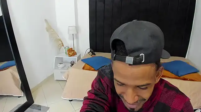 anhtony wayans online show from February 19, 11:46 pm