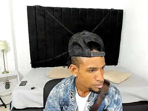 anhtony wayans online show from September 12, 12:00 am