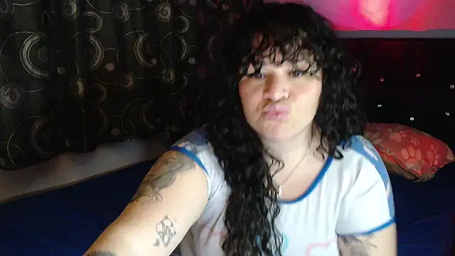 Snapshot of ANGELIQUE_KLANE chatting on February 25, 5:00 pm ANGELIQUE KLANE online show from February 25, 5:00 pm