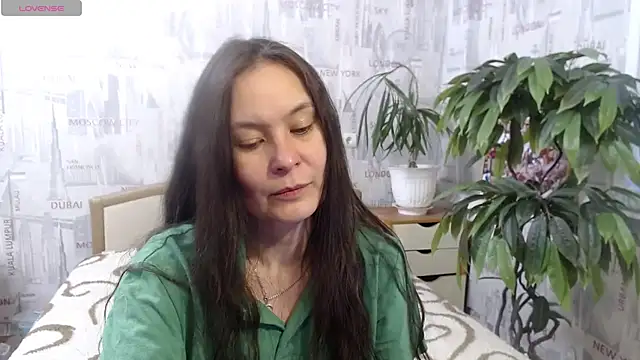 Snapshot of GinaQSoul chatting on May 11, 4:04 pm GinaQSoul online show from May 11, 4:04 pm