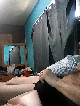 Snapshot of Bwc4u2Ride chatting on February 18, 5:09 pm Bwc4u2Ride online show from February 18, 5:09 pm