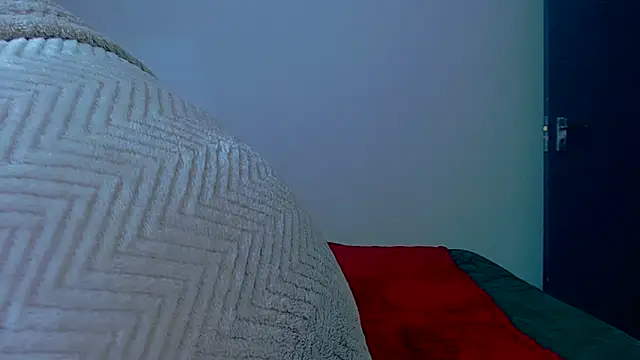 Snapshot of Curvy-Lisa chatting on October 4, 4:16 pm Curvy-Lisa online show from October 4, 4:16 pm