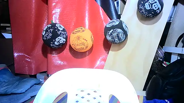 mari657 online show from October 6, 8:39 pm