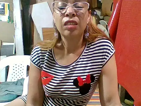 mari657 online show from January 15, 5:05 pm