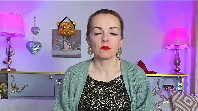 KateConner online show from March 20, 6:53 pm