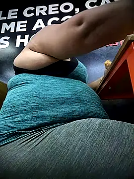 Snapshot of Brenda_Berck_ chatting on April 21, 11:51 pm Brenda Berck online show from April 21, 11:51 pm
