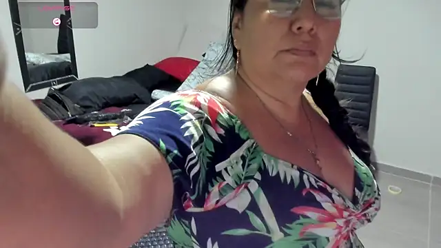Snapshot of Brenda_Berck_ chatting on July 16, 2:17 am Brenda Berck online show from July 16, 2:17 am