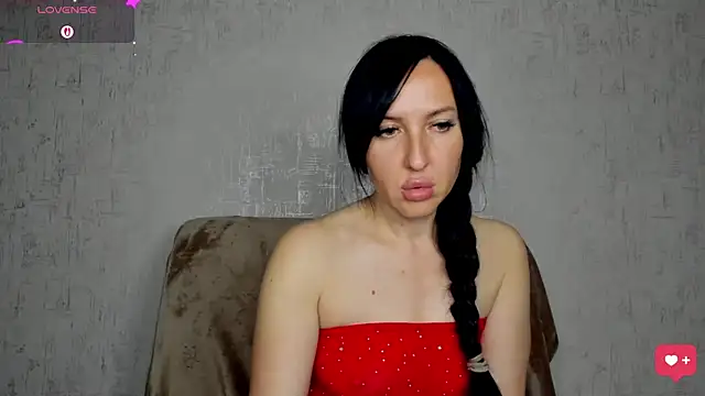 MissGulia online show from July 21, 9:28 pm