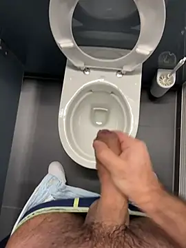 Snapshot of mrcumshotboy chatting on February 16, 3:16 pm mrcumshotboy online show from February 16, 3:16 pm