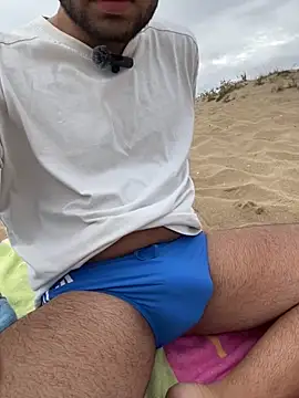 Snapshot of mrcumshotboy chatting on October 5, 12:25 pm mrcumshotboy online show from October 5, 12:25 pm