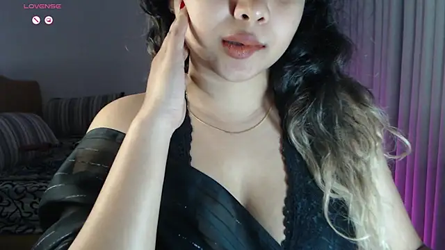 Snapshot of _neesha_414_ chatting on September 17, 5:47 pm neesha 414 online show from September 17, 5:47 pm