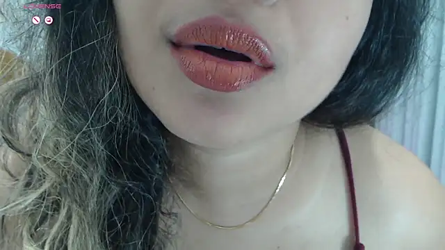 Snapshot of _neesha_414_ chatting on October 3, 7:00 pm neesha 414 online show from October 3, 7:00 pm