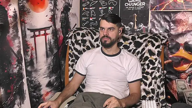 00george online show from December 18, 1:28 pm