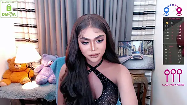 Fantacyoflove online show from October 22, 11:59 pm