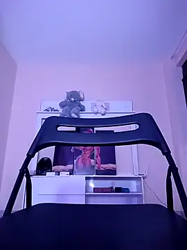 Snapshot of Latin_summer chatting on January 10, 5:15 am Latin summer online show from January 10, 5:15 am