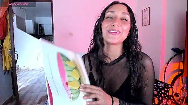 Snapshot of adrena_10 chatting on March 3, 10:37 pm adrena 10 online show from March 3, 10:37 pm