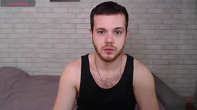 Snapshot of Alexxx_horny chatting on May 4, 11:39 am Alexxx horny online show from May 4, 11:39 am