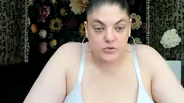 Exotic-Melons online show from July 17, 10:36 pm