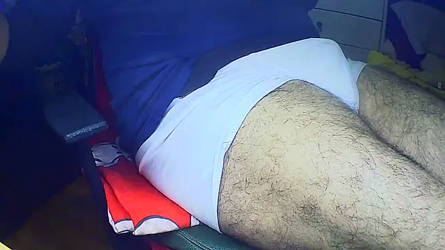 Snapshot of jackhalooween chatting on December 21, 8:54 pm jackhalooween online show from December 21, 8:54 pm