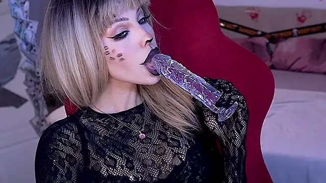 Snapshot of juli_jam chatting on October 30, 5:57 pm juli jam online show from October 30, 5:57 pm